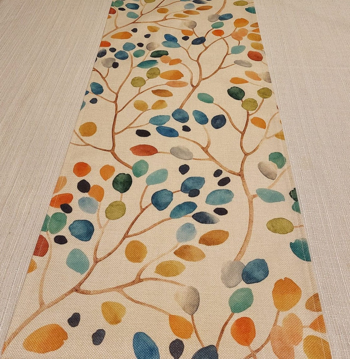 Table Runner "Colorful Leaves"